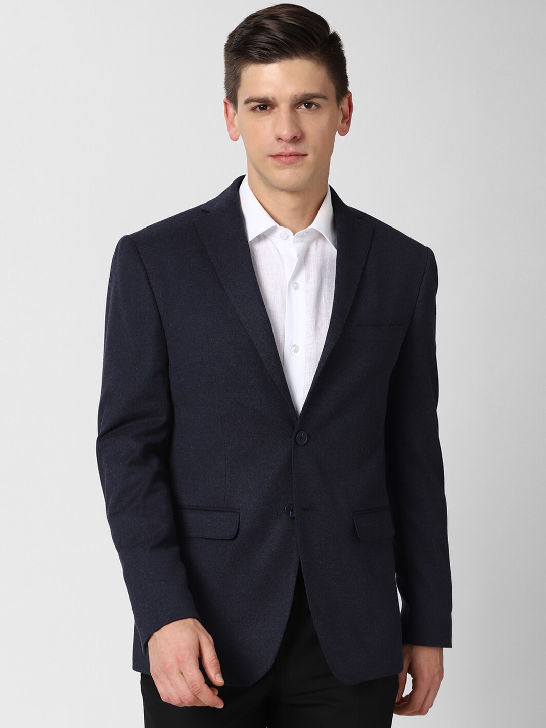 

Peter England Elite Men Navy Blue Solid Single Breasted Blazer