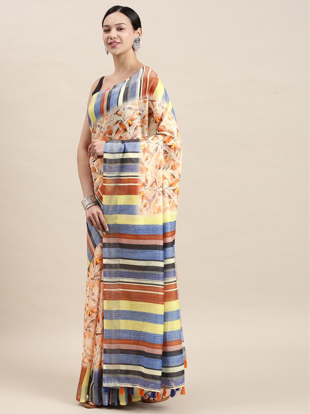 

aamna Beige & Blue Floral Linen Blend Ikat Saree