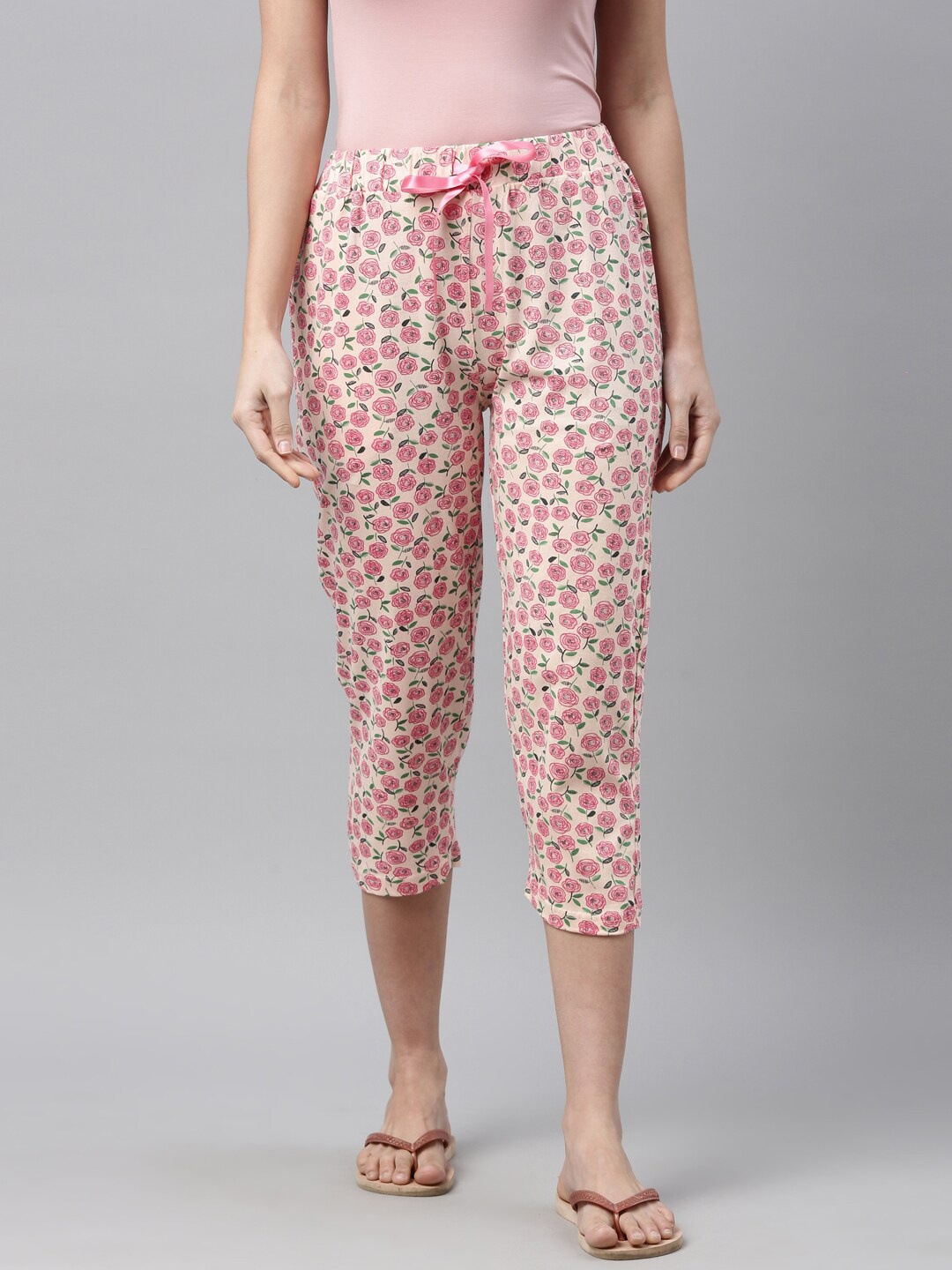 

Enviously Young Women Pink Printed Cotton Capris