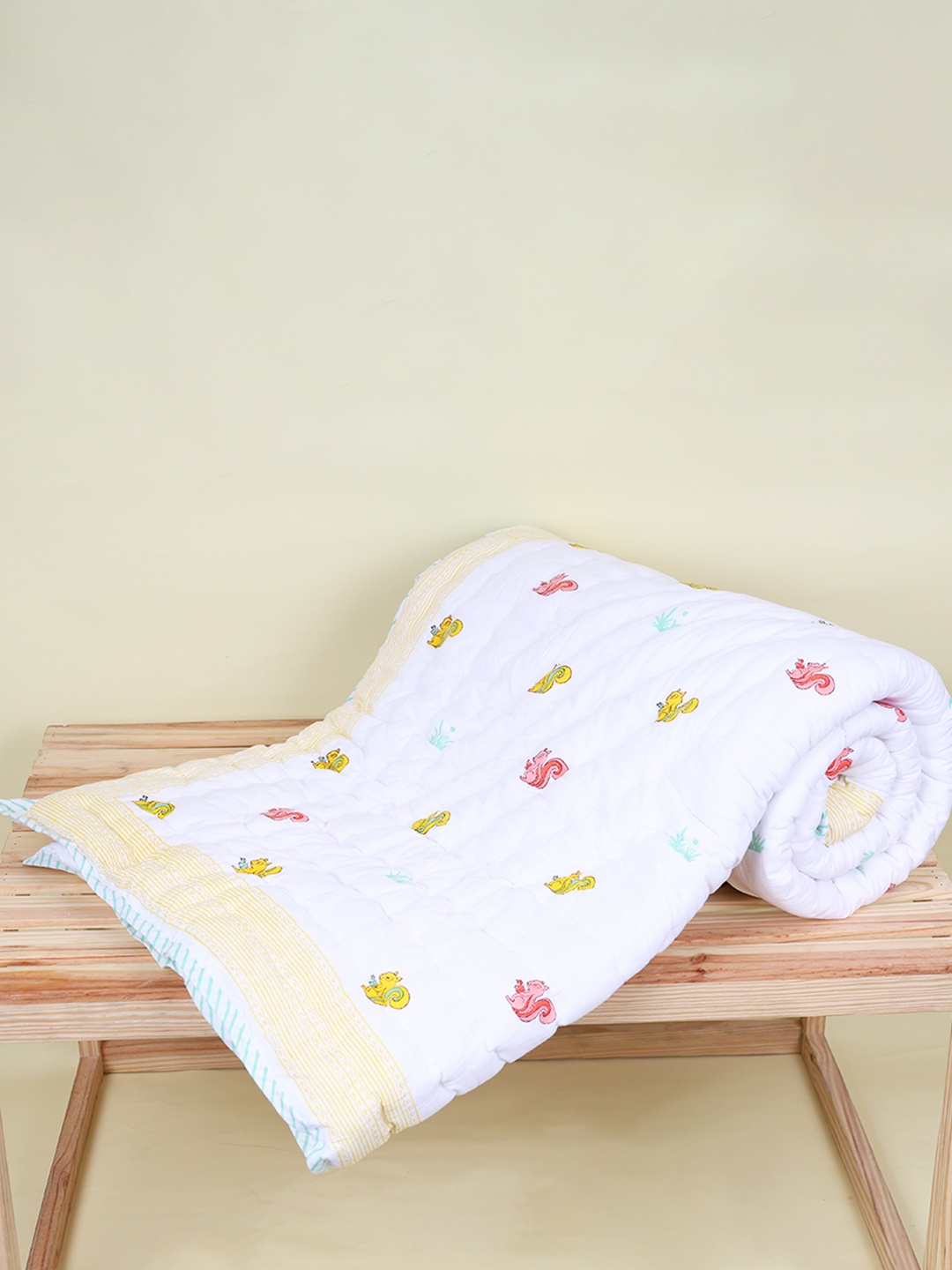 

Moms Home Kids White & Yellow 500 GSM Squirrel Printed Organic Cotton Baby Quilt