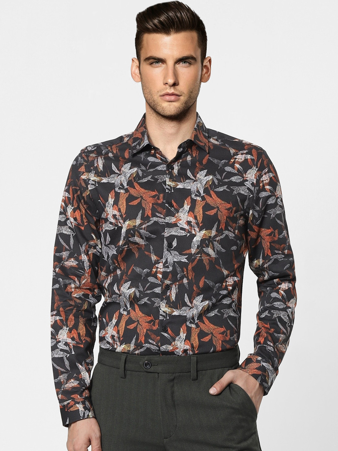 

Jack & Jones Men Black Slim Fit Floral Opaque Printed Casual Shirt