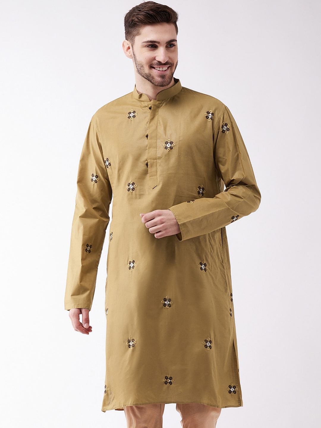 

VASTRAMAY Men Beige Flared Sleeves Thread Work Kurta