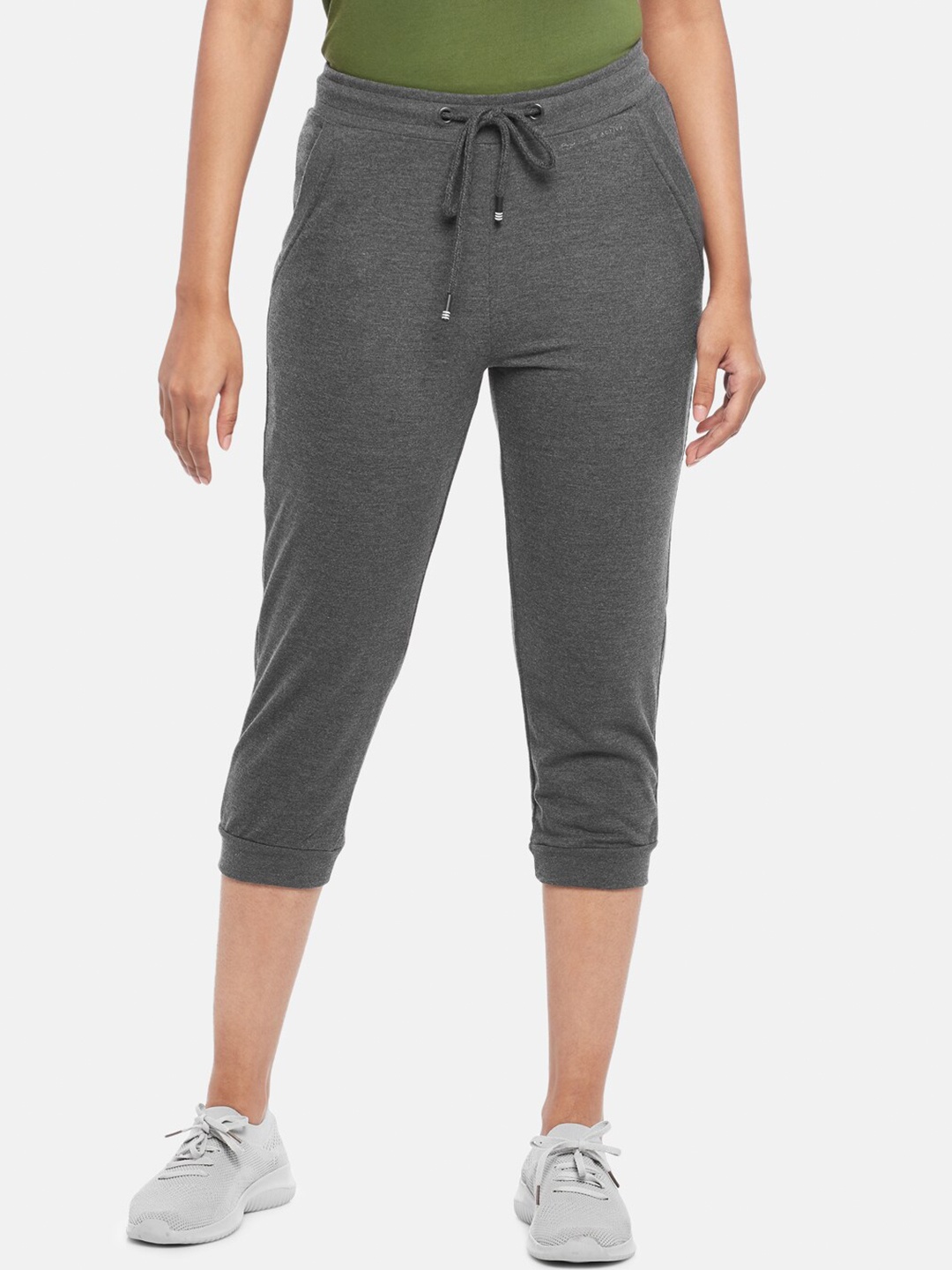 

Ajile by Pantaloons Women Charcoal Capris