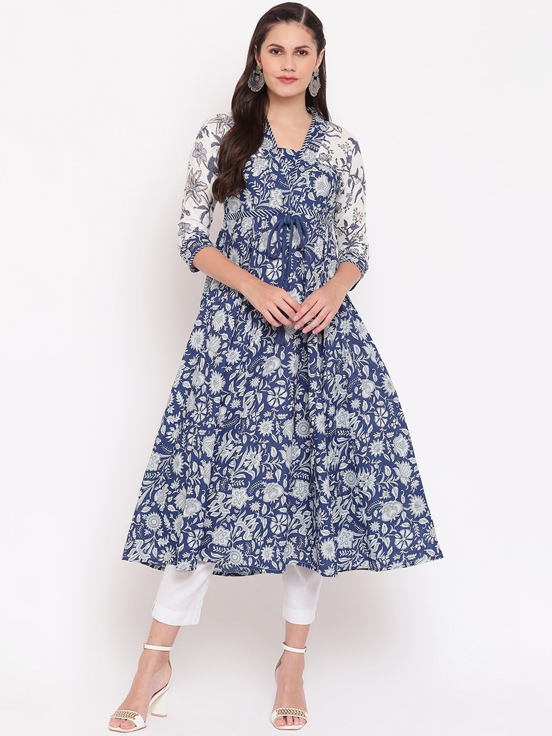 

IMARA Women Navy Blue Floral Printed Indigo Cotton Kurta