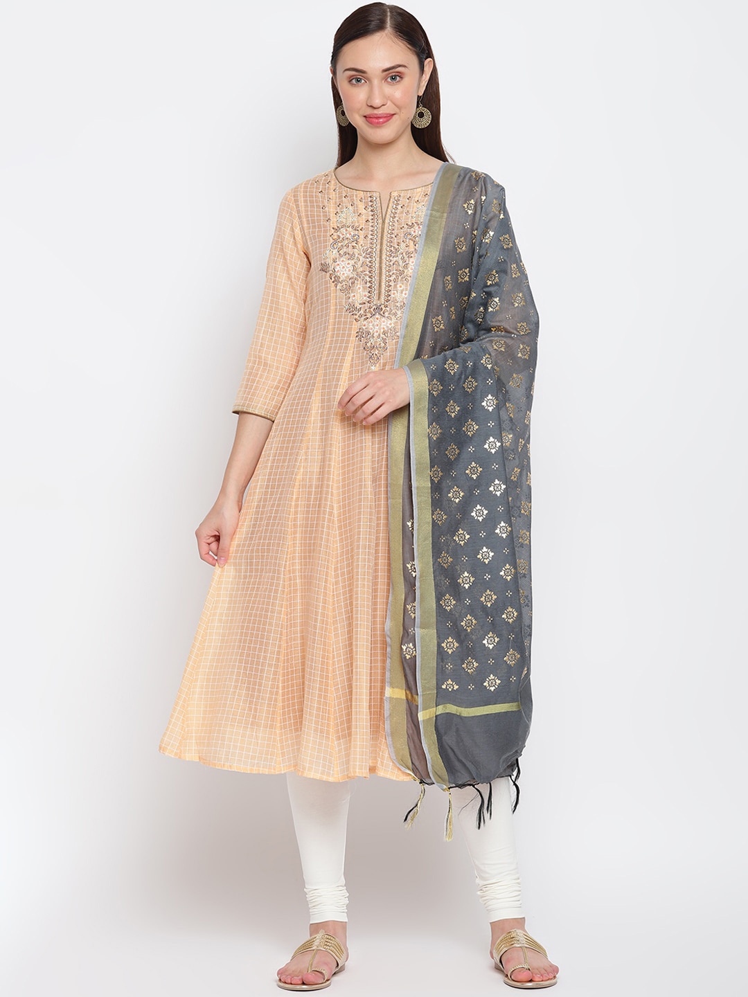 

IMARA Women Peach-Coloured Ethnic Motifs Embroidered Regular Kurta with Churidar & With Dupatta