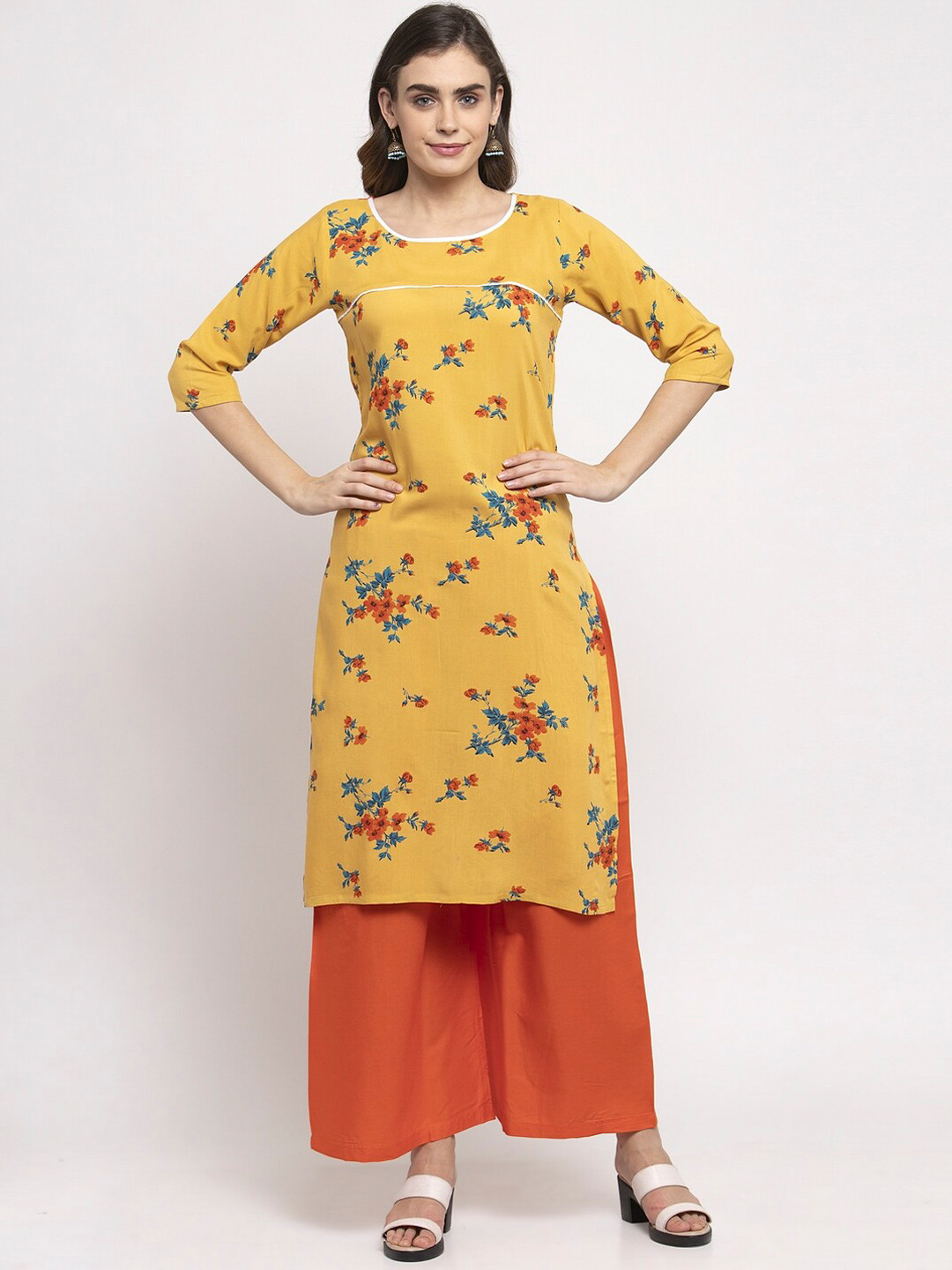 

NEUDIS Women Yellow & Orange Floral Printed Thread Work Handloom Kurta