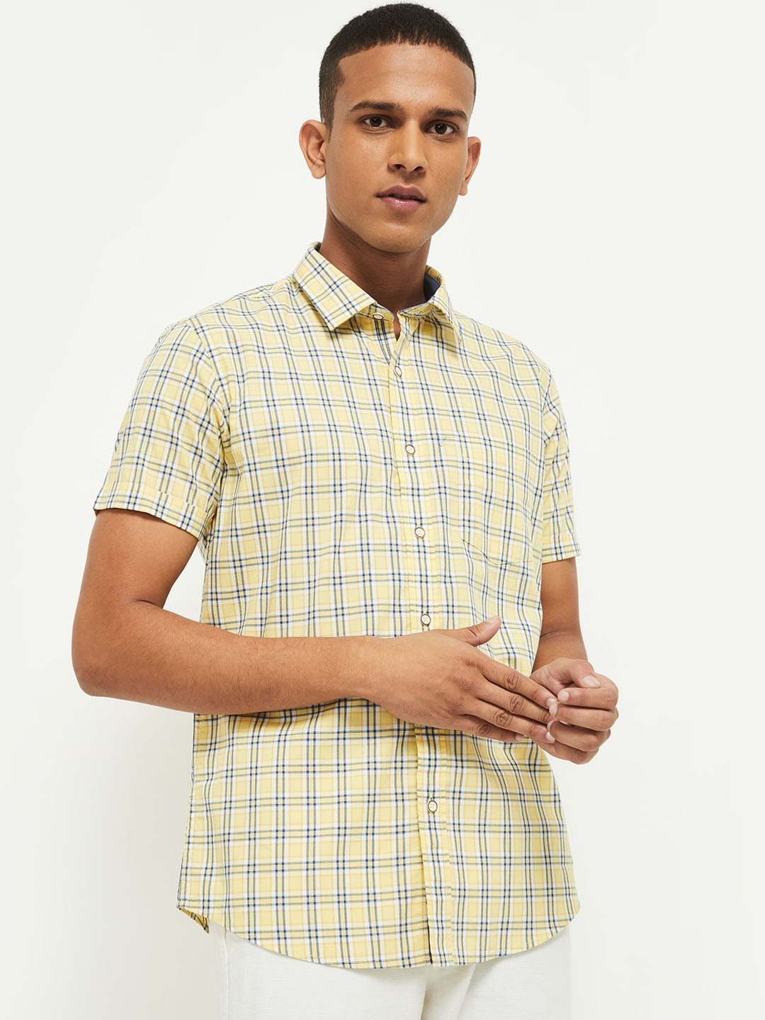 

max Men Yellow Opaque Checked Casual Shirt