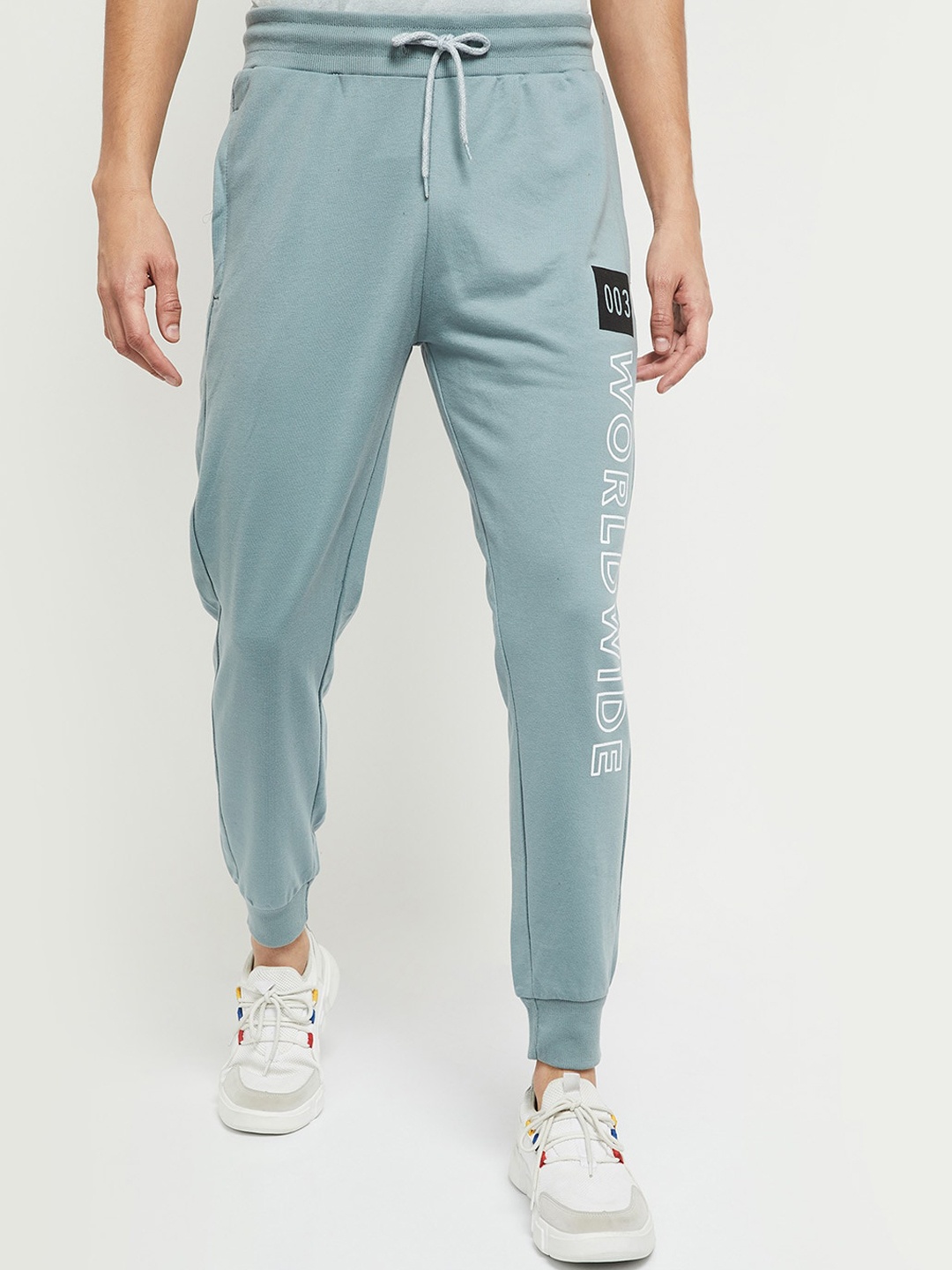 

max Men Blue Printed Joggers Trousers