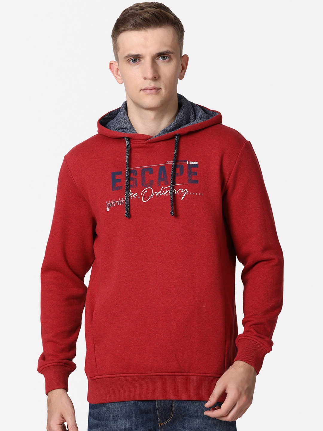 

t-base Men Red Printed Hooded Sweatshirt