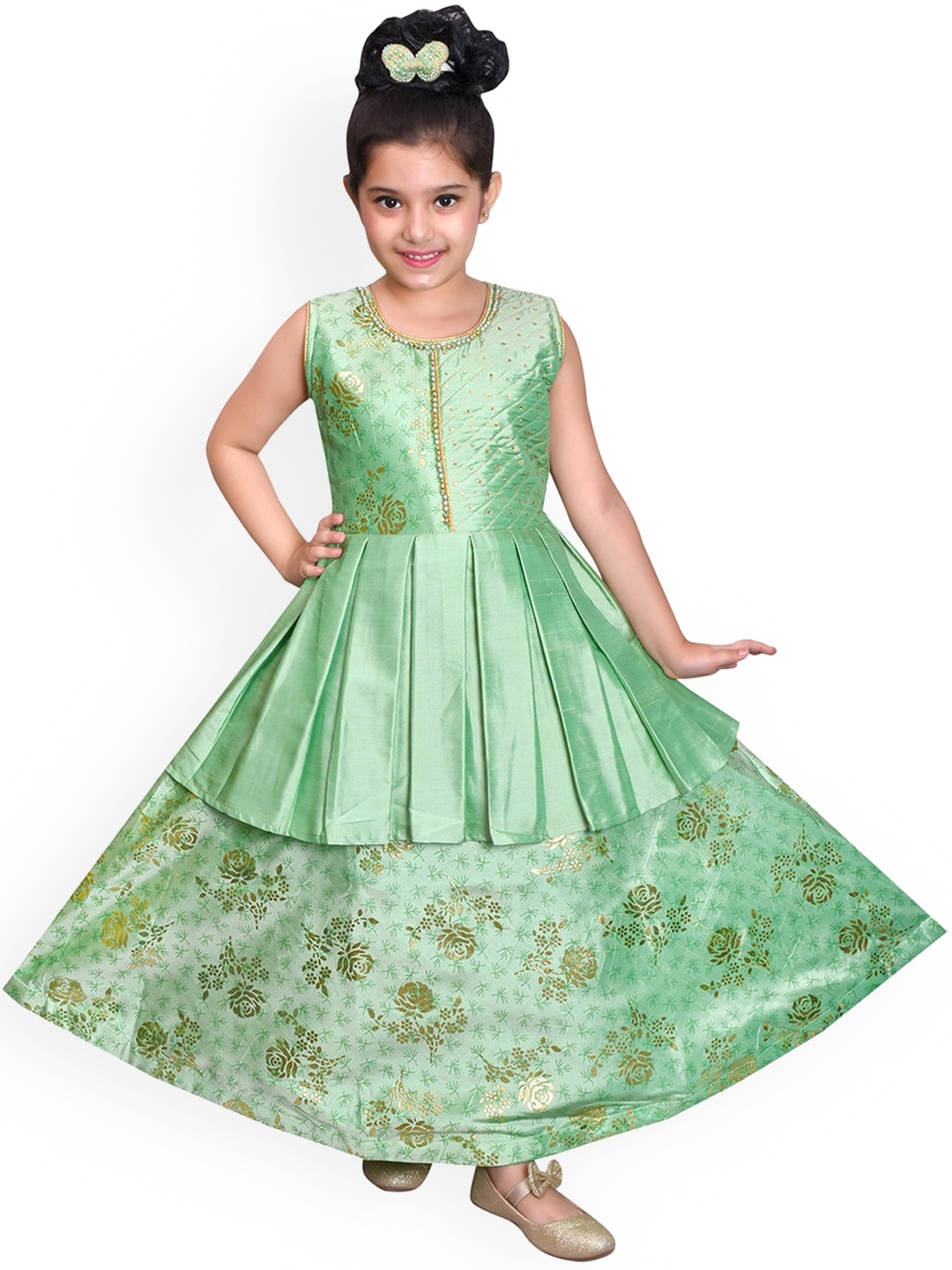 

SKY HEIGHTS Green & Golden Floral Satin Ethnic Maxi Dress