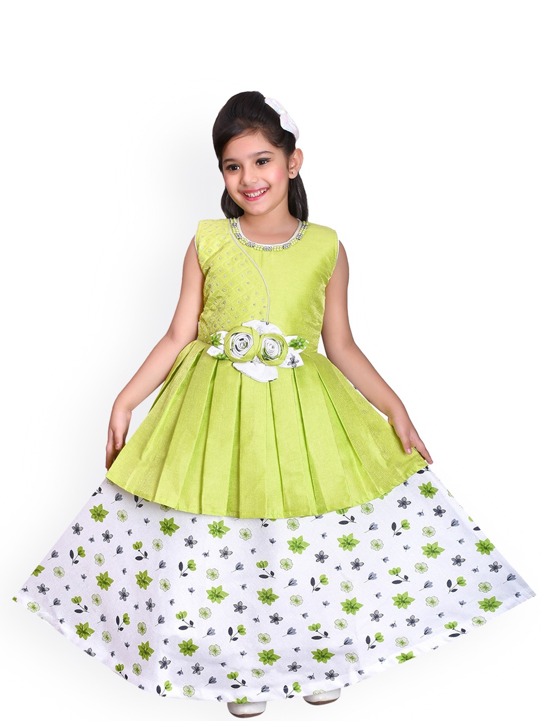 

SKY HEIGHTS Green & White Floral Satin Maxi Dress