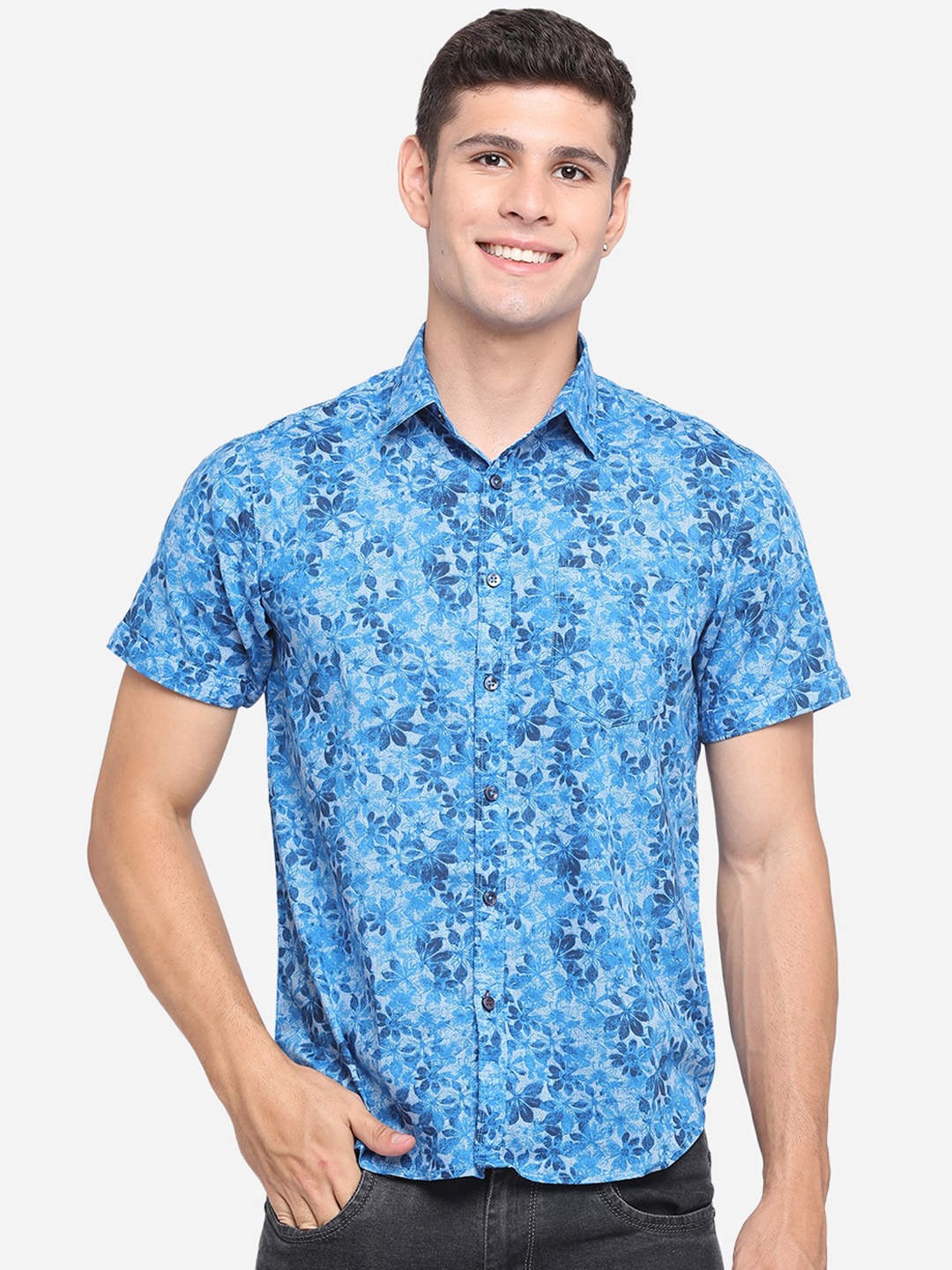 

Greenfibre Men Blue Classic Slim Fit Floral Opaque Printed Pure Cotton Casual Shirt