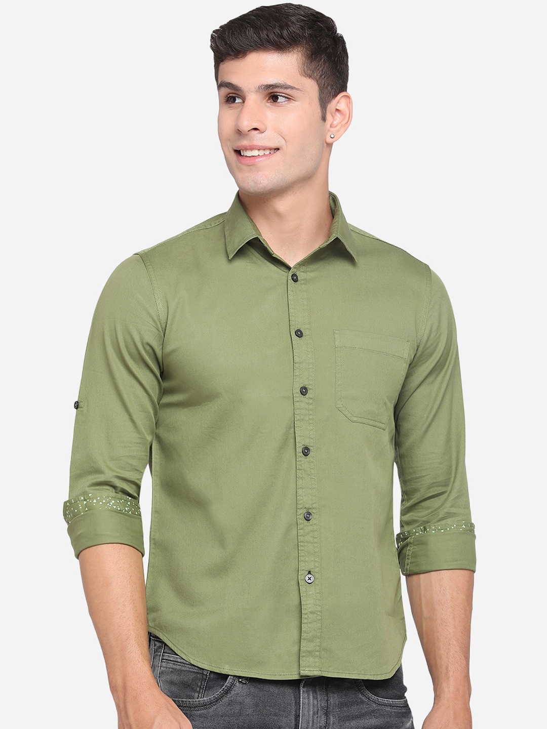 

Greenfibre Men Green Classic Slim Fit Opaque Casual Shirt