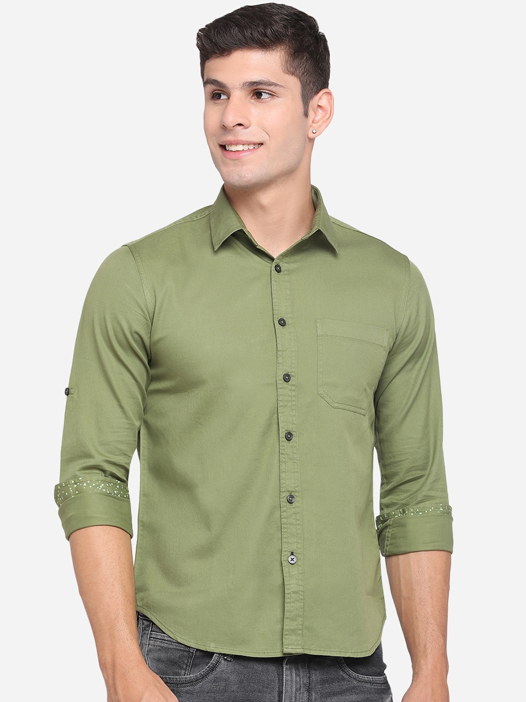 

Greenfibre Men Green Classic Slim Fit Cotton Casual Shirt