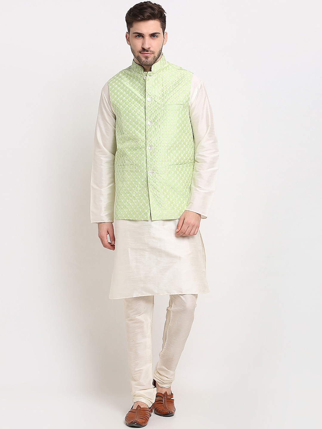 

Jompers Men Green Thread Work Dupion Silk Kurta with Churidar