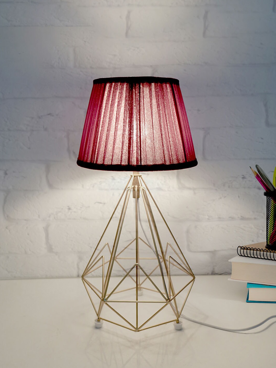 

Fos Lighting Gold-Toned & Red Contemporary Table Lamp