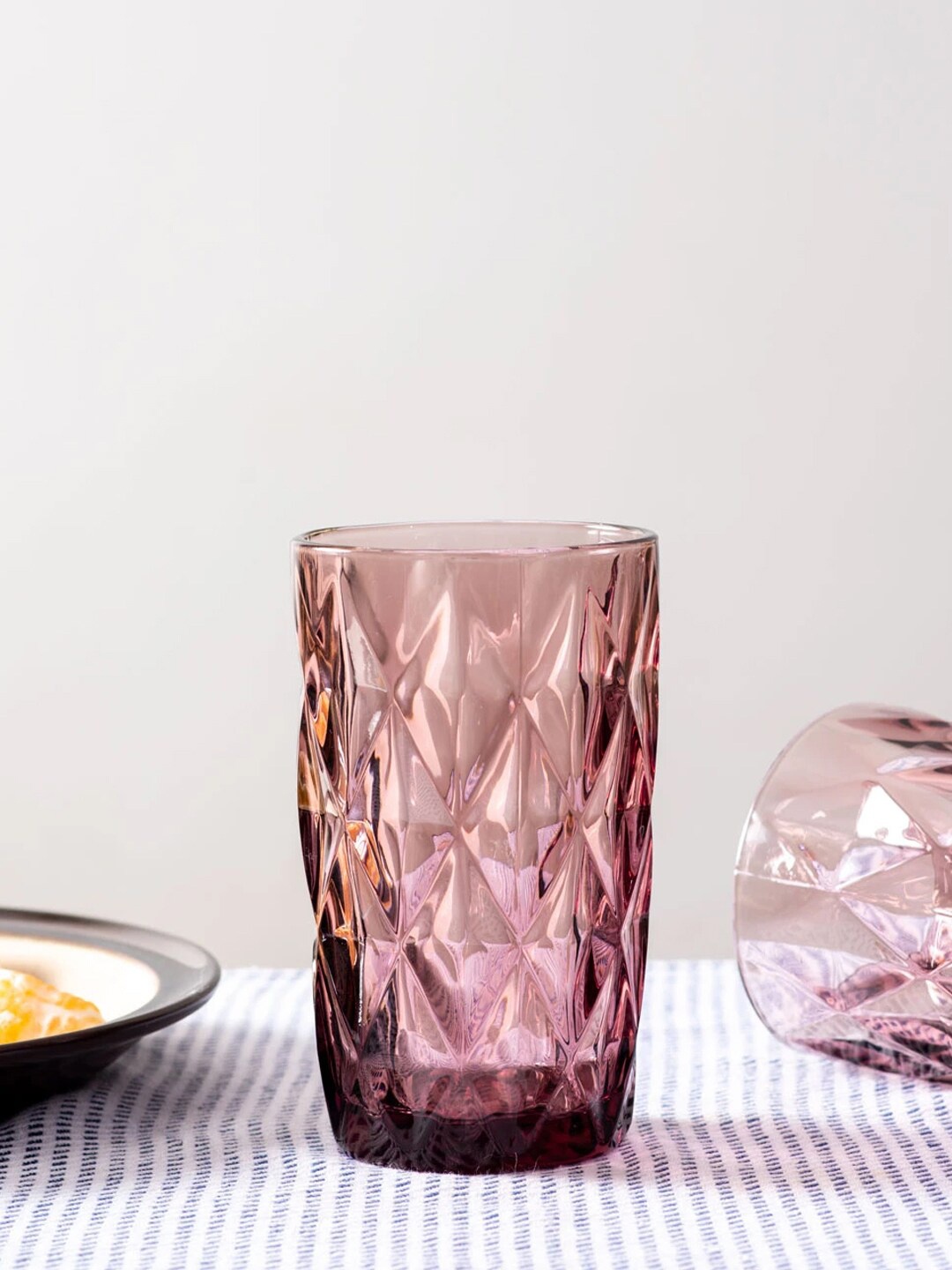 

THEDECORKART Set Of 2 Purple Textured Dishwasher Safe Glass Tumbler