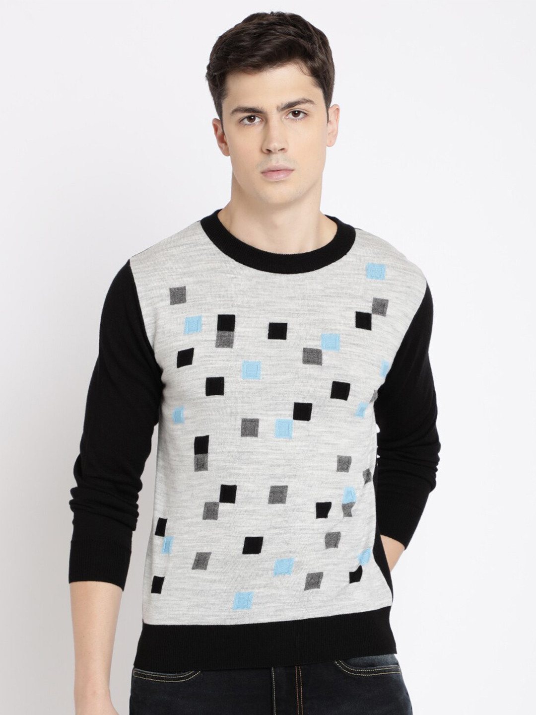 

MASH UNLIMITED Men Grey & Black Printed Pullover