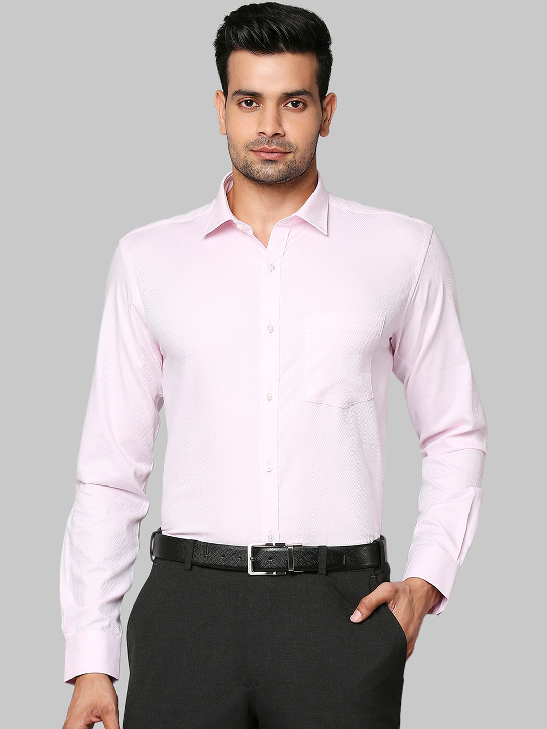 

Park Avenue Men Red Slim Fit Opaque Formal Shirt