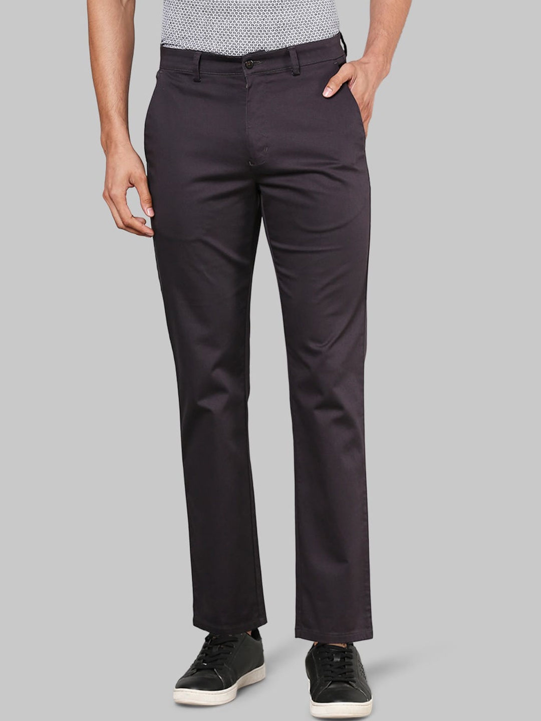 

Park Avenue Men Dark Grey Solid Trousers