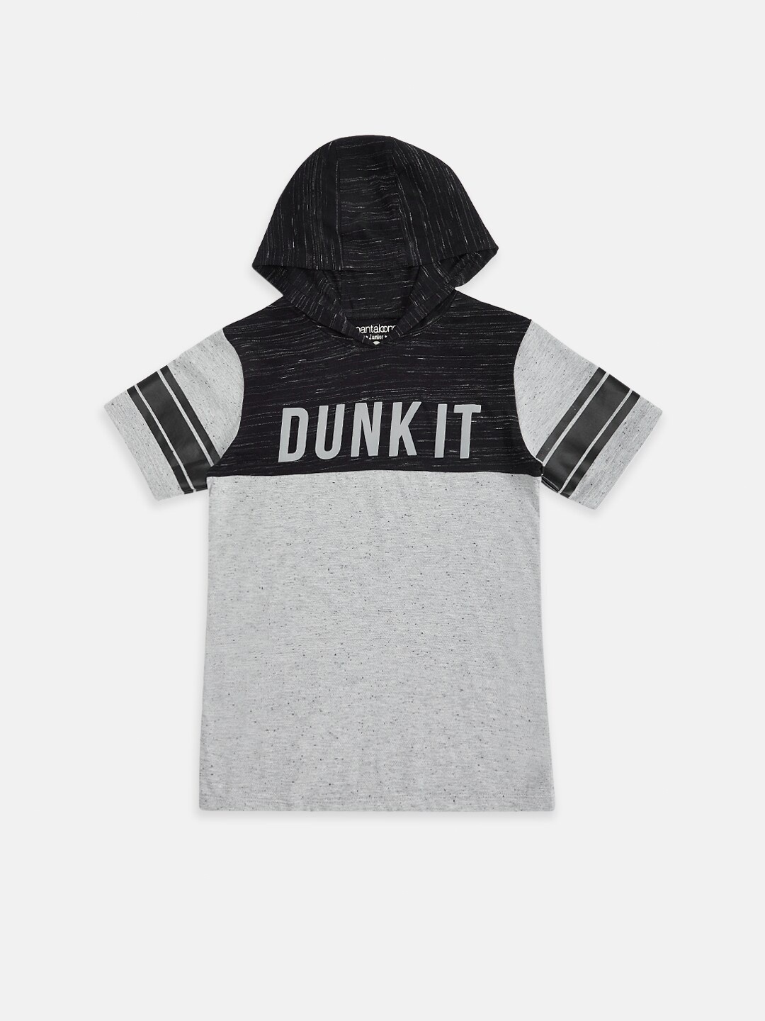 

Pantaloons Junior Boys Black Colourblocked Applique T-shirt
