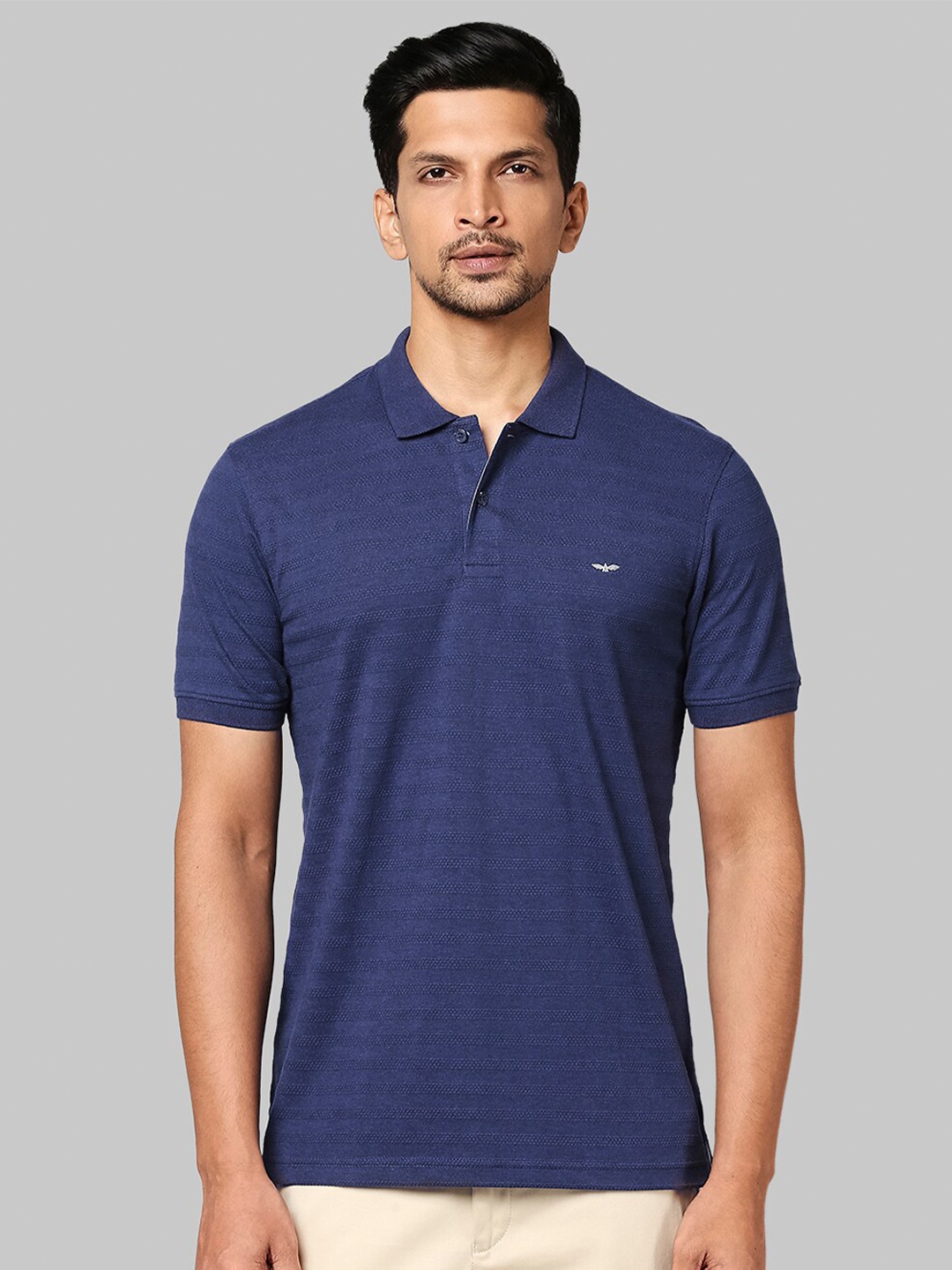 

Park Avenue Men Blue Slim Fit T-shirt