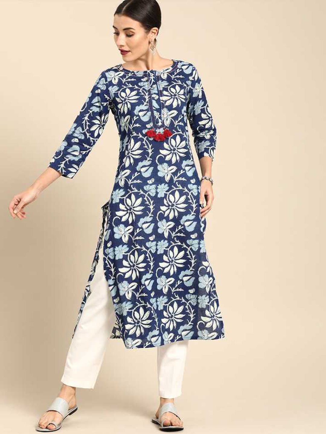 

Varanga Women Navy Blue Printed Kurta