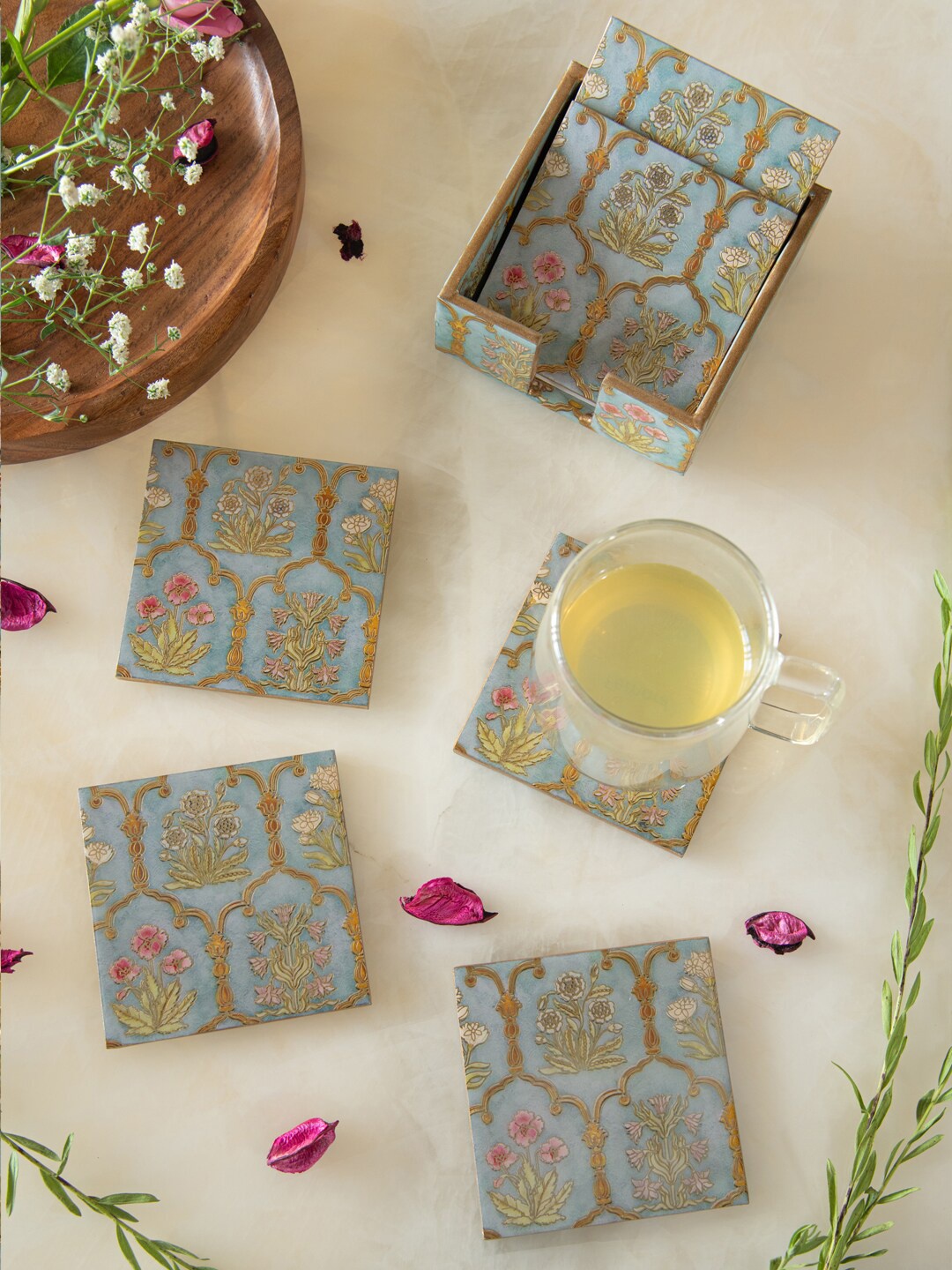 

Tistabene Set Of 5 Blue & Gold-Toned Printed Coasters