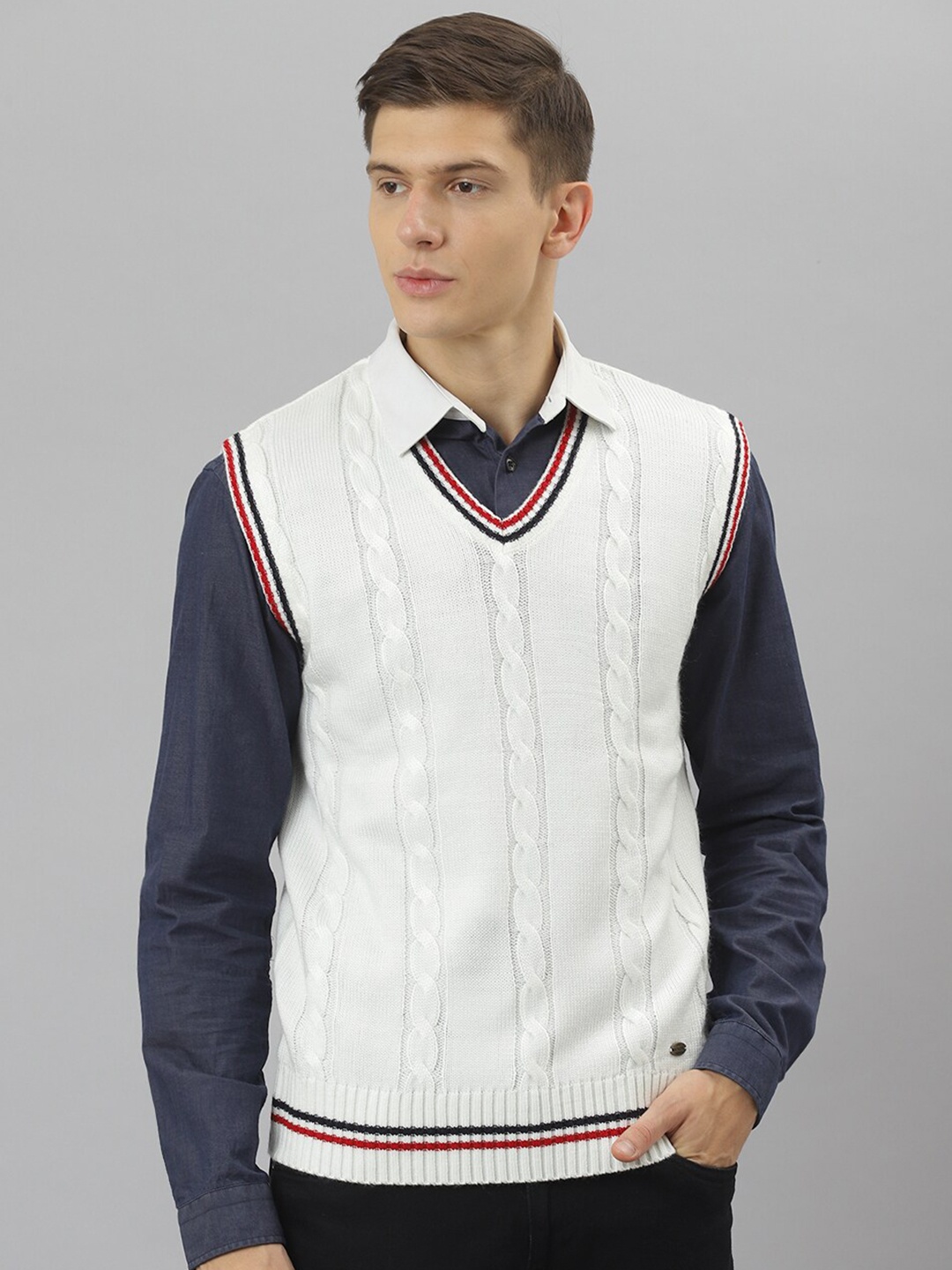 

Richlook Men Off White Sweater Vest