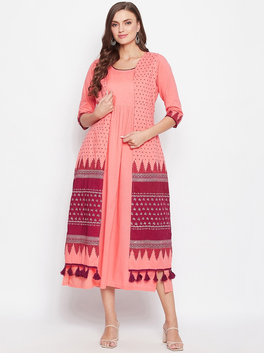

Bitterlime Peach-Coloured & Maroon Gathered Block Print A-Line Midi Dress
