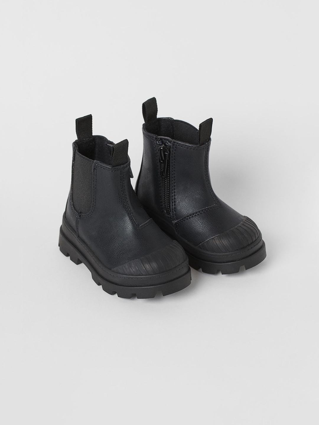 

H&M Girls Black Chelsea Boots