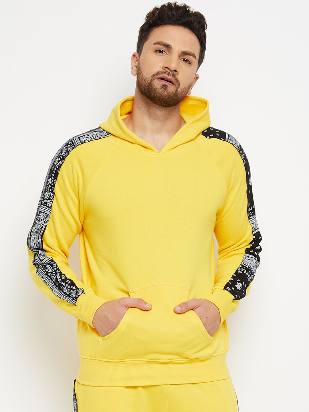 

FUGAZEE Men Yellow Printed Hooded Sweatshirt