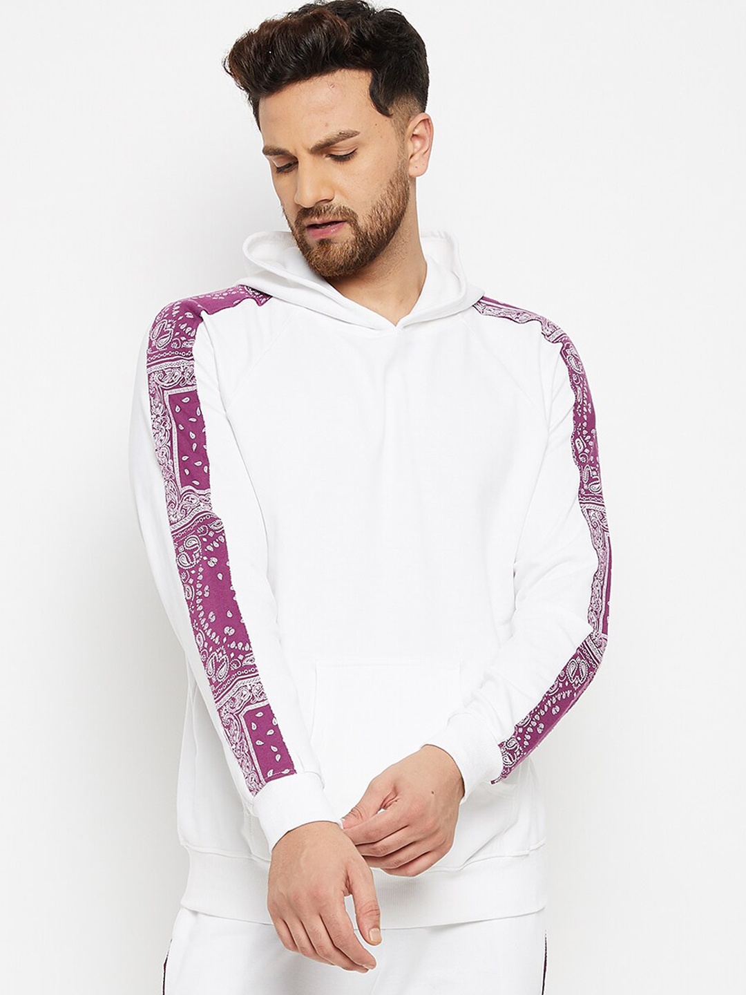 

FUGAZEE Men White Hooded Cotton Sweatshirt