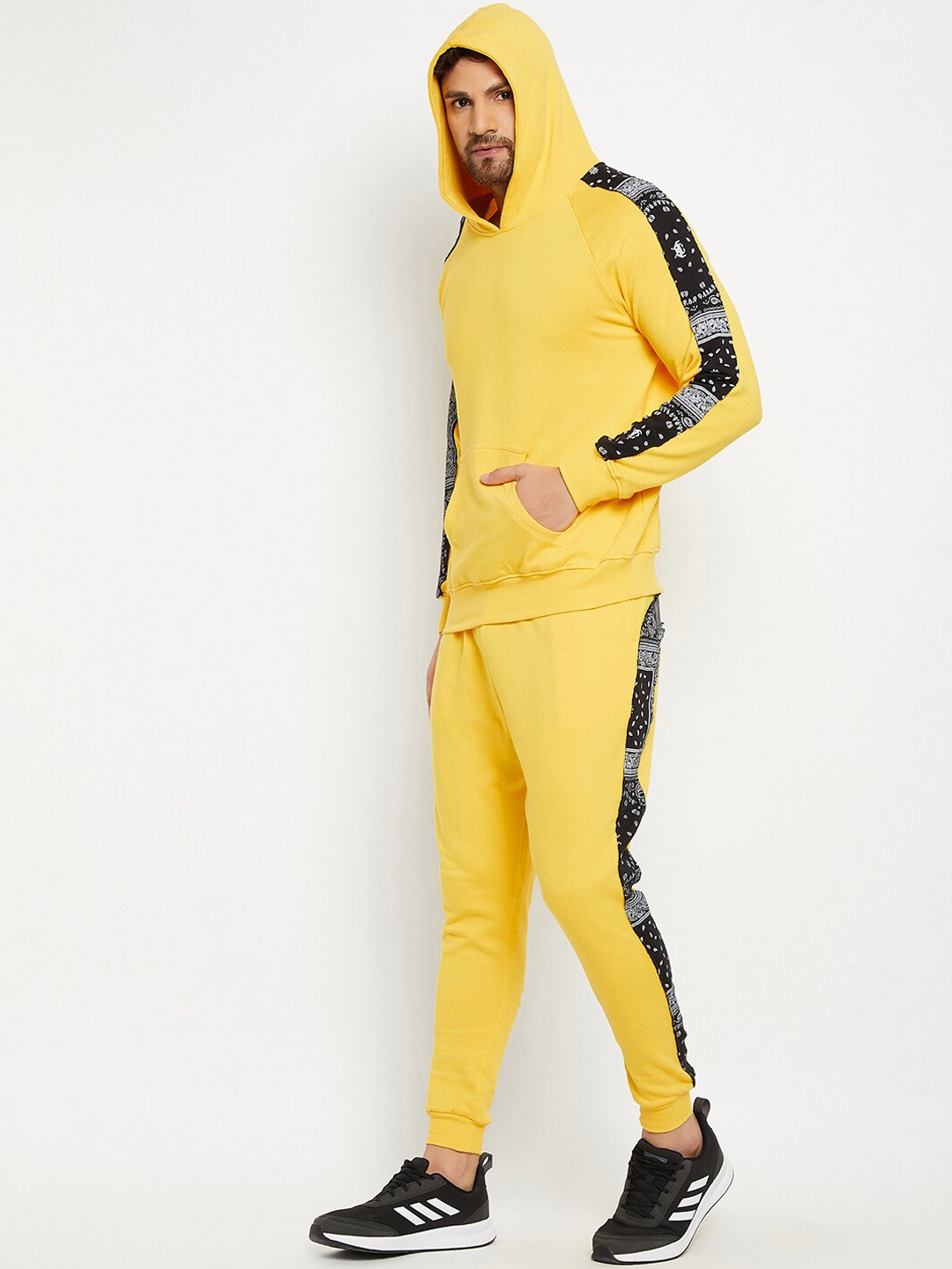 

FUGAZEE Men Yellow Solid Oversized-Fit Pure Cotton Tracksuit