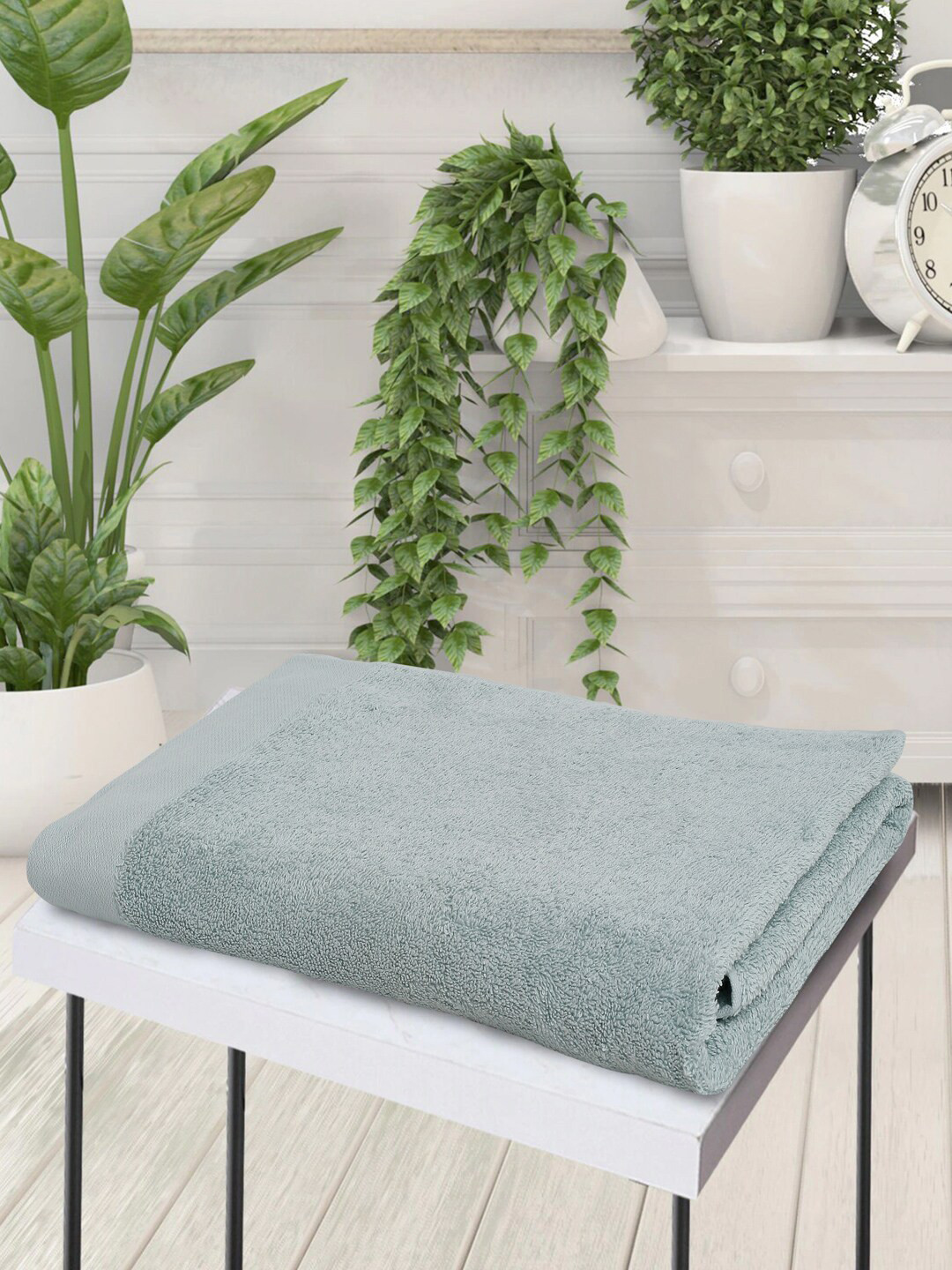 

Creeva Blue Solid 500 GSM Cotton Bath Towel