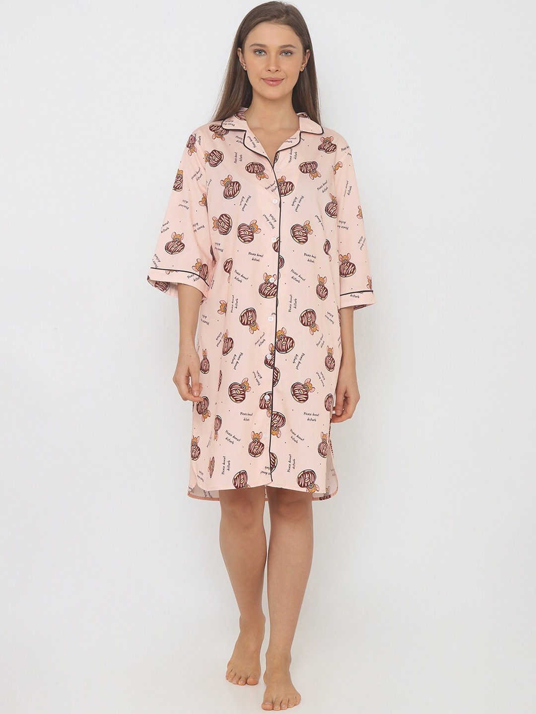 

Smugglerz Women Peach-Coloured Tom & Jerry Print Pure Cotton Comfort-Fit Sleepshirt