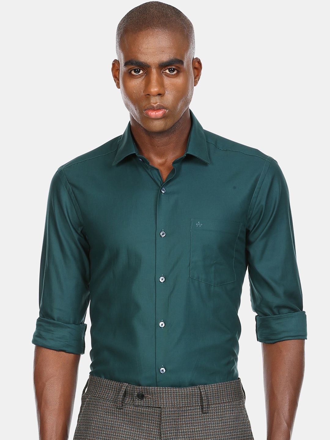 

Arrow Men Green-Coloured Solid Regular Fit Casual Shirt