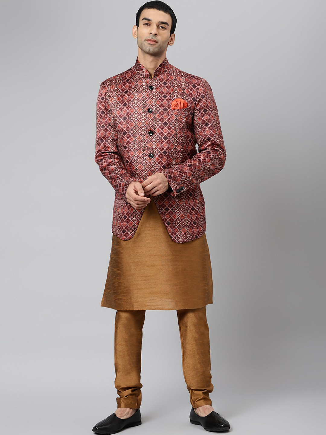 

Hangup Men Brown & Rust Regular Dupion Silk Kurta with Churidar & Blazer