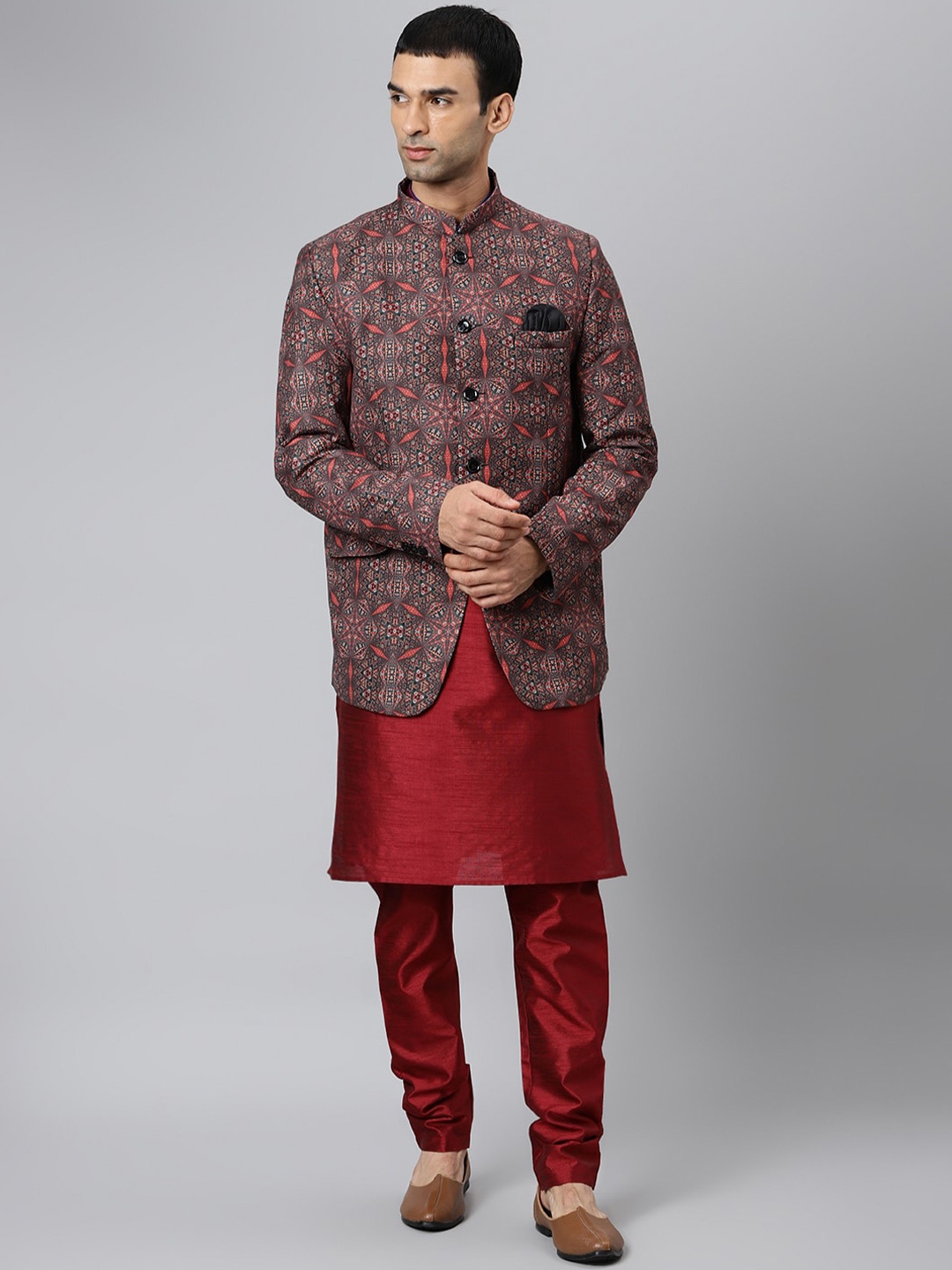 

Hangup Men Maroon Regular Dupion Silk Kurta with Churidar & Blazer