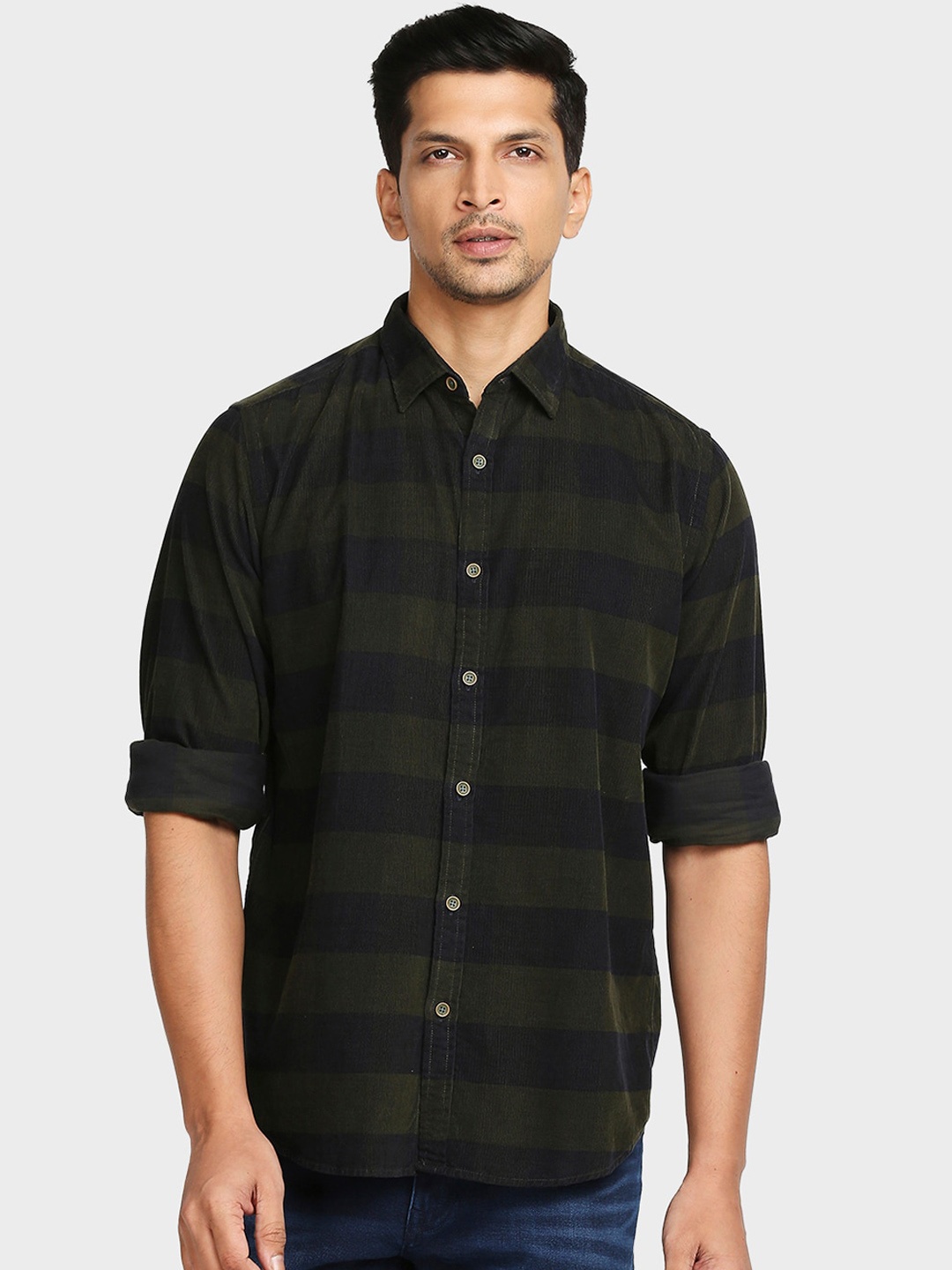

ColorPlus Men Green & Black Checked Tailored Fit Casual Shirt