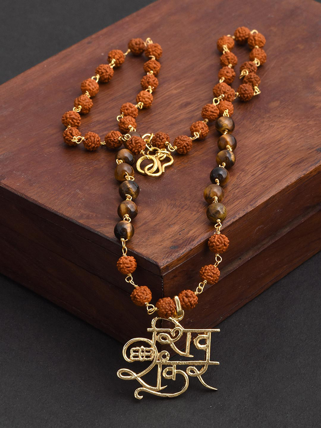 

Tistabene Men Gold-Plated & Brown Rudraksha