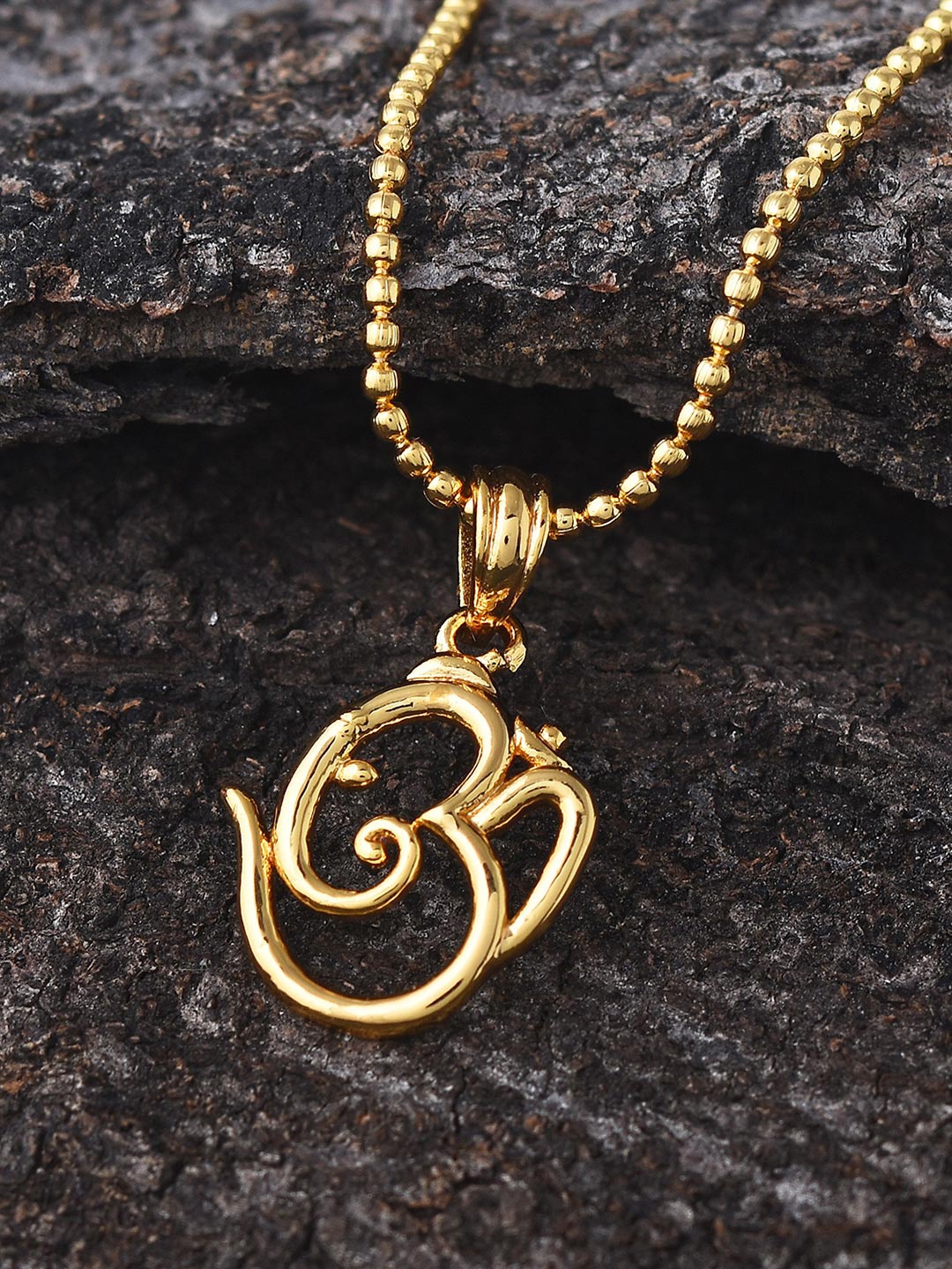 

Tistabene Men Gold-Plated Ganpati Pendant With Chain