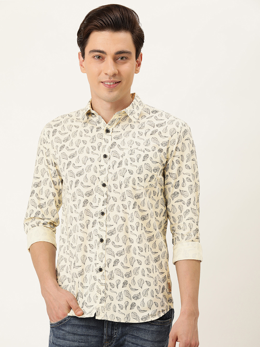 

Flying Machine Men Off White Slim Fit Printed Casual Shirt