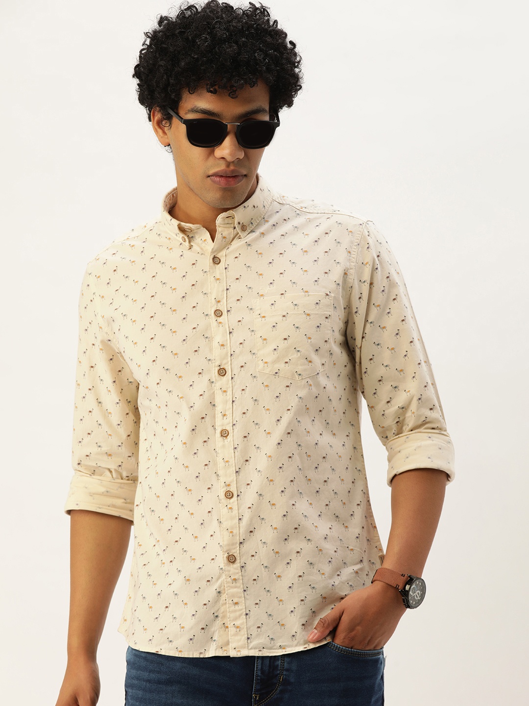 

Flying Machine Men Off White Slim Fit Conversational Printed Cotton Casual Shirt