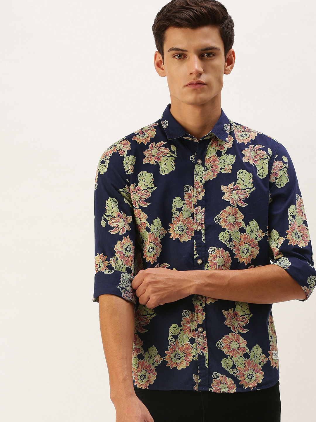 

Flying Machine Men Navy Blue Floral Printed Opaque Pure Cotton Casual Shirt