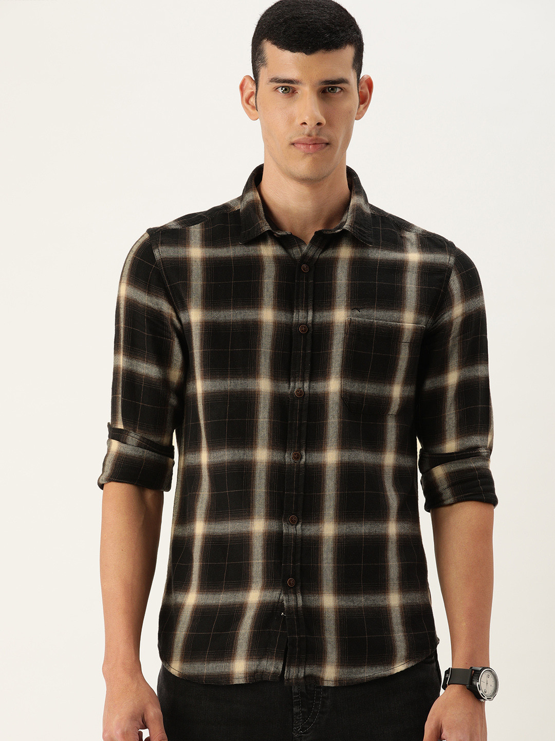 

Flying Machine Men Black & Beige Slim Fit Checked Casual Shirt