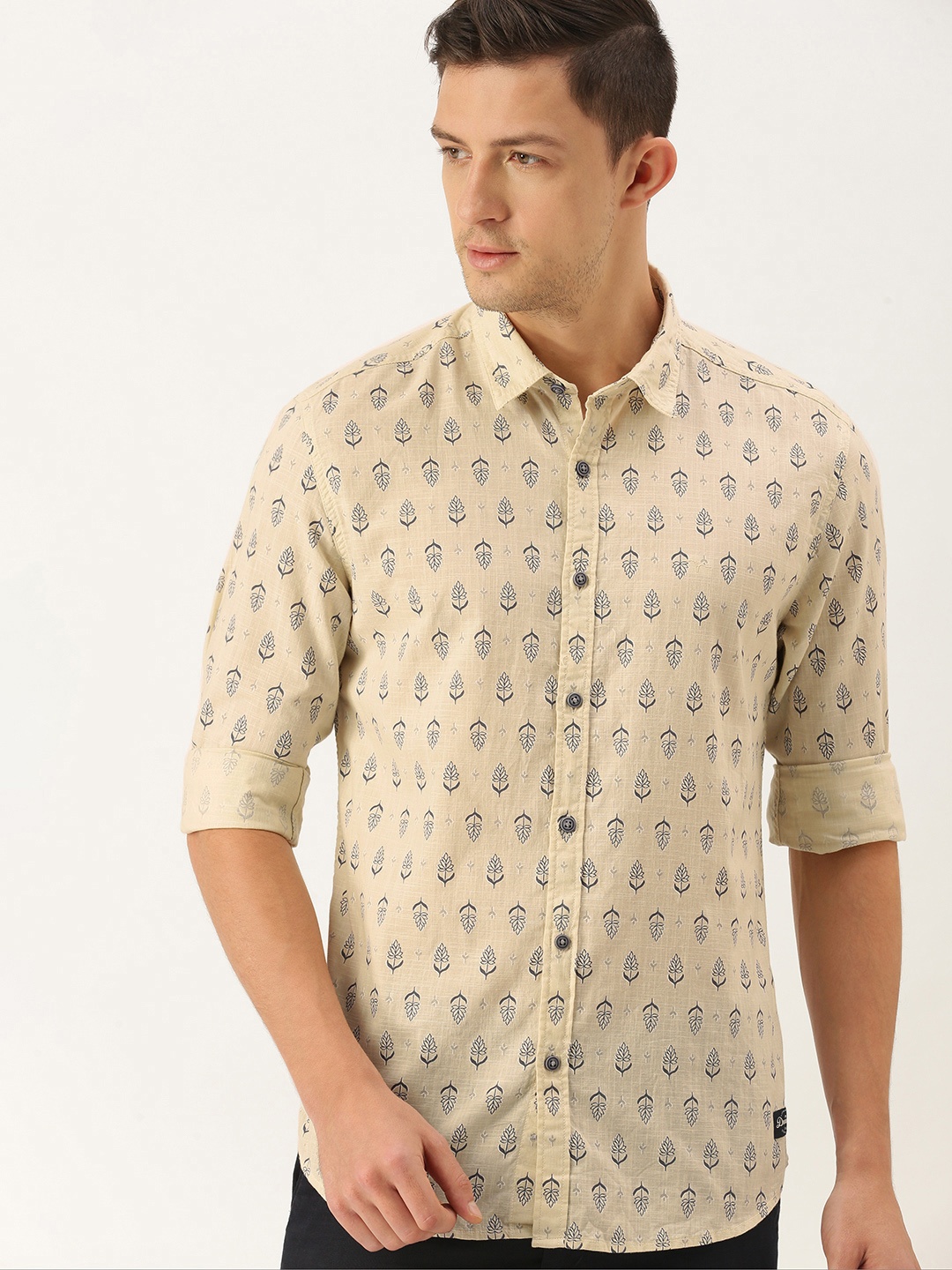 

Flying Machine Men Off White & Grey Slim Fit Printed Pure Cotton Casual Shirt