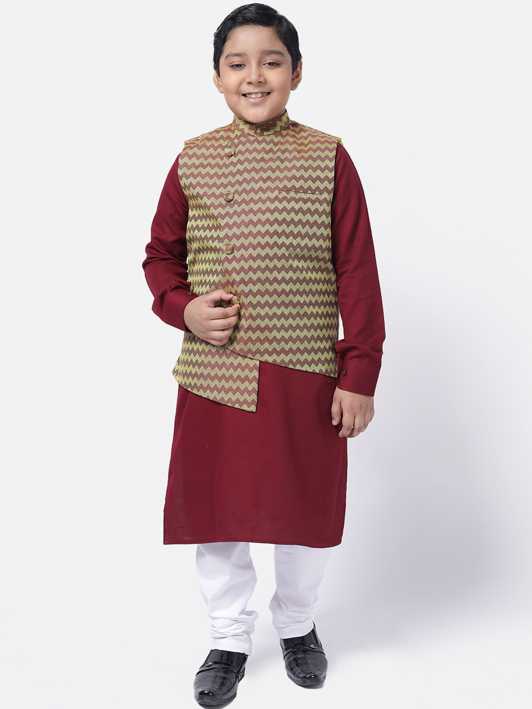 

NAMASKAR Boys Maroon Regular Pure Cotton Kurta Pyjamas With Jacket