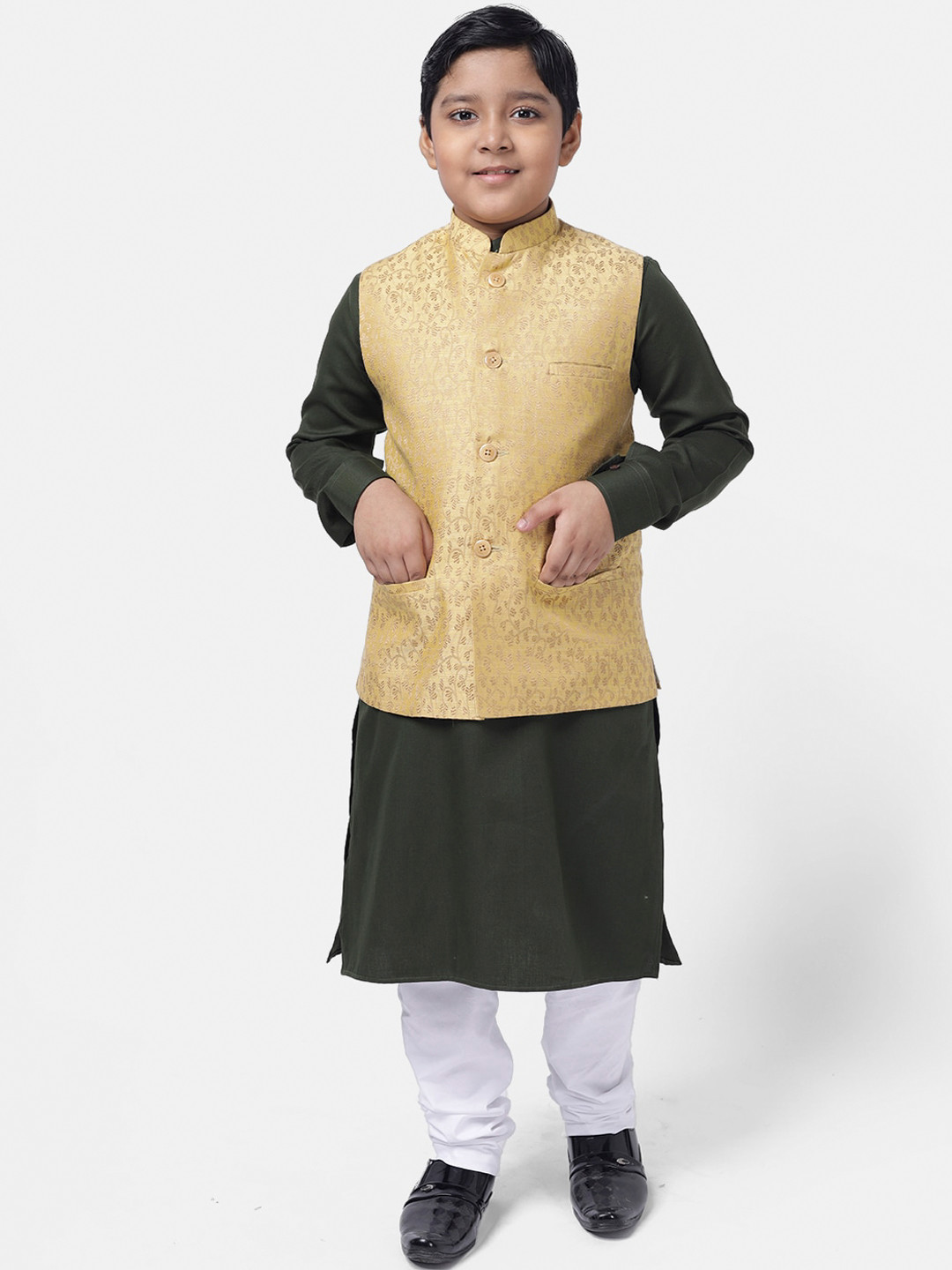 

NAMASKAR Boys Green & White Regular Pure Cotton Kurta with Churidar & Nehru Jacket