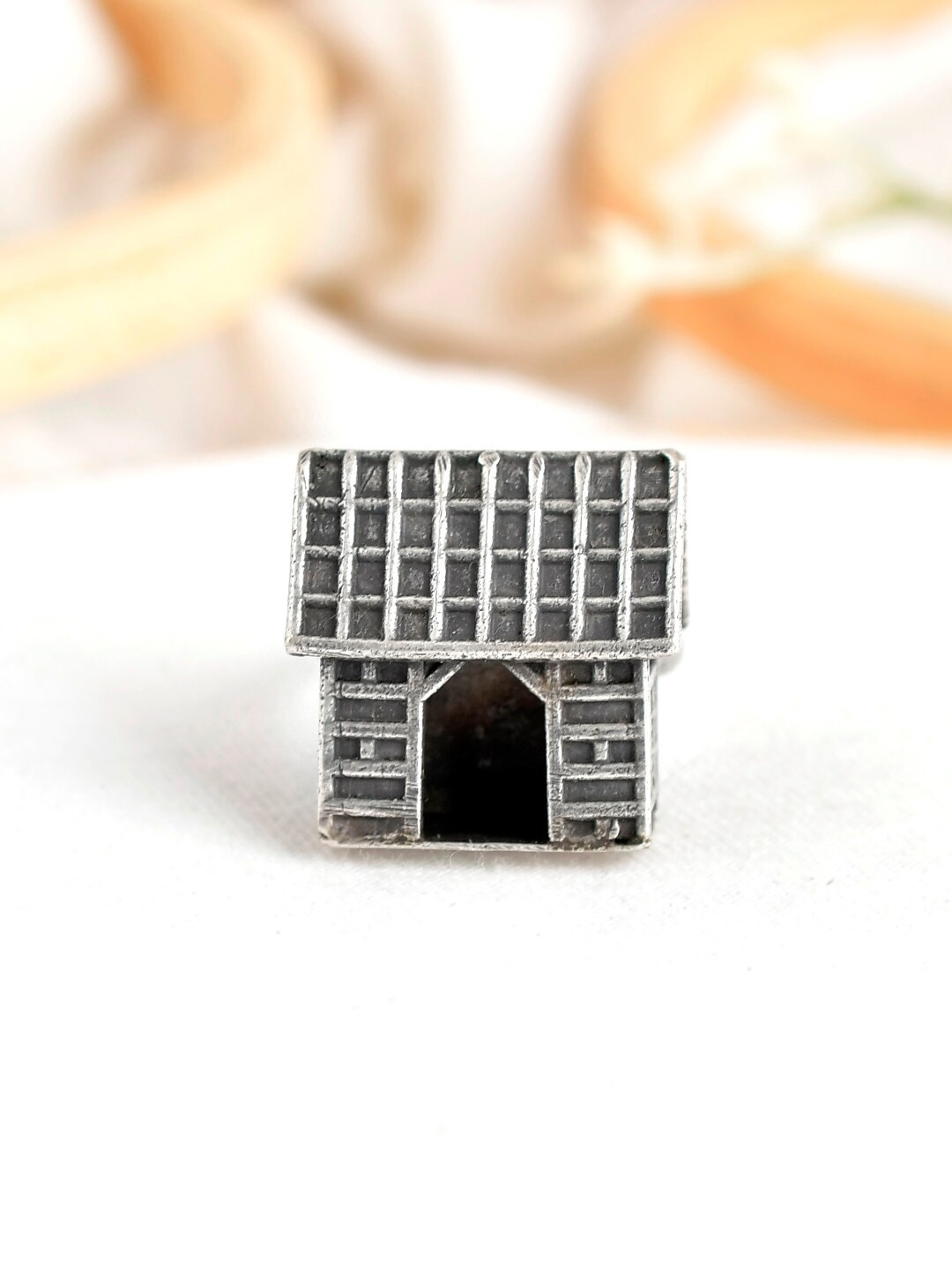 

Infuzze Oxidized Silver-Plated Adjustable Finger Ring